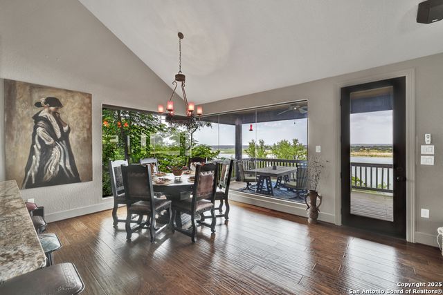 1746 Stagecoach, Canyon Lake, TX 78133