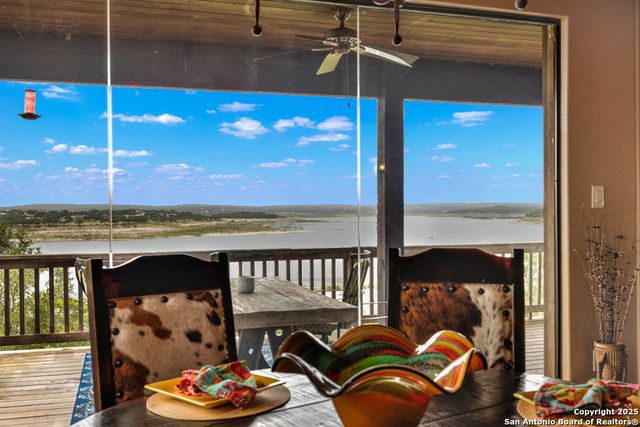 1746 Stagecoach, Canyon Lake, TX 78133