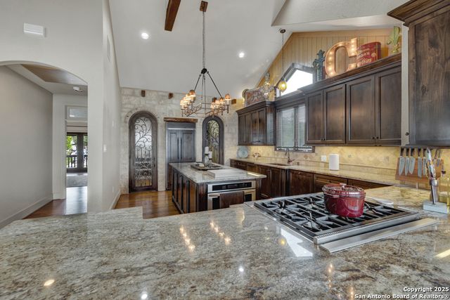 1746 Stagecoach, Canyon Lake, TX 78133