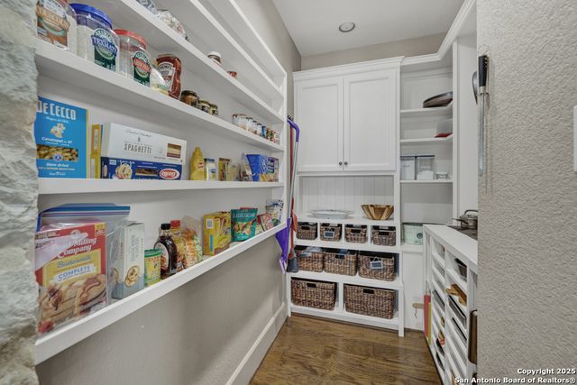 1746 Stagecoach, Canyon Lake, TX 78133