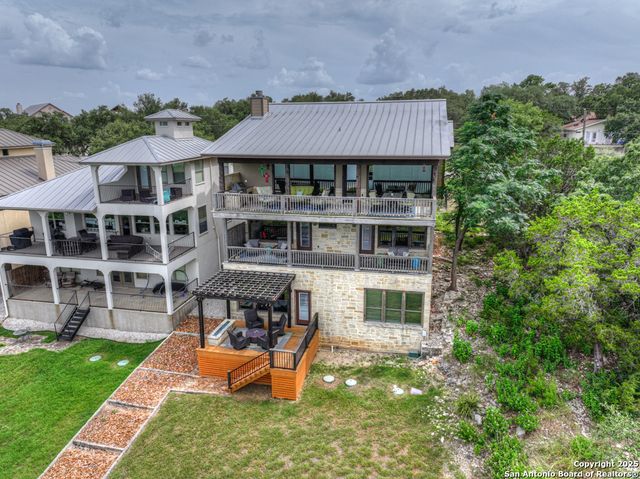 1746 Stagecoach, Canyon Lake, TX 78133