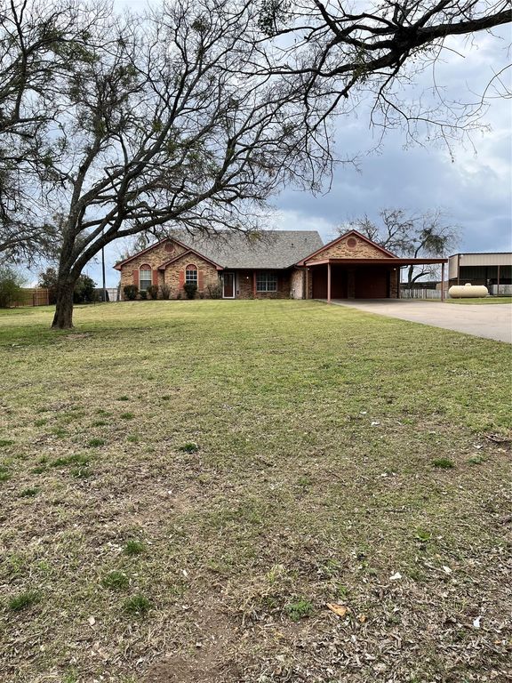 2604 Causbie Road, Weatherford, TX 76087