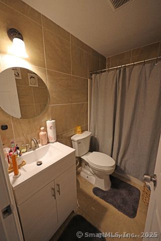 103 Hamden Avenue G, Waterbury, CT 06704