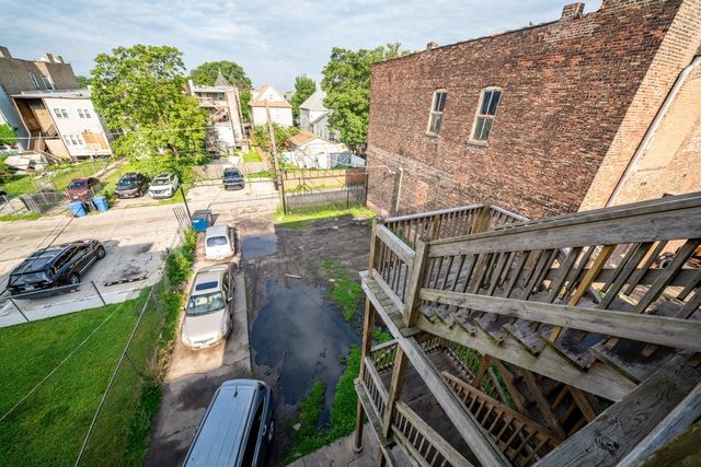 5849 S Michigan Avenue, Chicago, IL 60637
