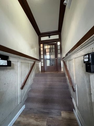 5849 S Michigan Avenue, Chicago, IL 60637