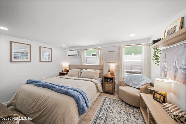 457 7TH Avenue S, Jacksonville Beach, FL 32250