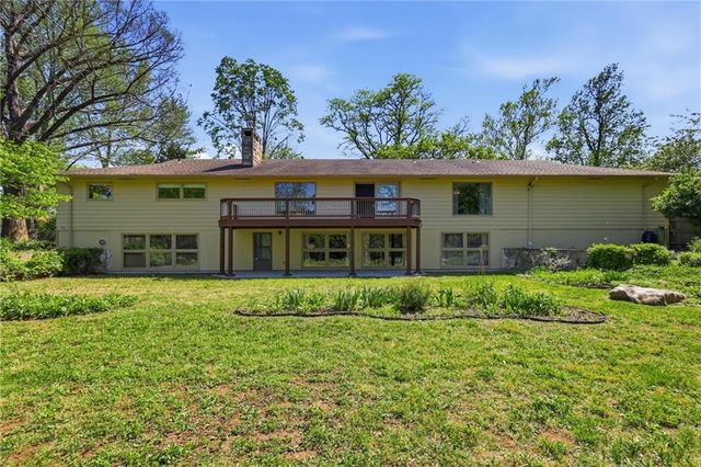 2400 Orchard Lane, Lawrence, KS 66049