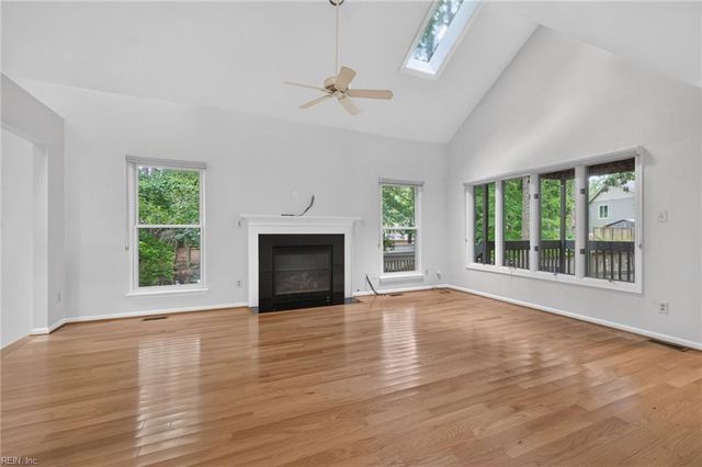 504 Torrey CT, Virginia Beach, VA 23454