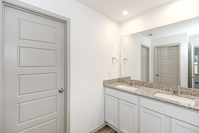 6730 Kayla Street, Beaumont, TX 77708