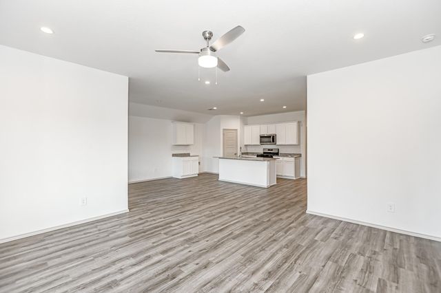 6730 Kayla Street, Beaumont, TX 77708
