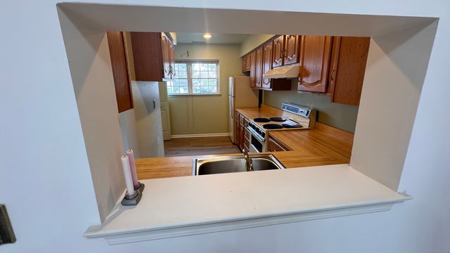 25 Janet Circle F, Bridgeport, CT 06606
