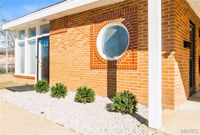 7331 Wayne Avenue, University City, MO 63130