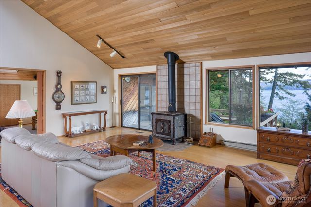 470 Bonanza Drive, Lopez Island, WA 98261