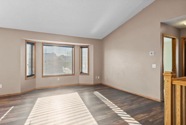 213 Summerfield Lane, Waverly, MN 55390