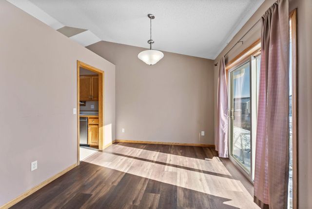 213 Summerfield Lane, Waverly, MN 55390