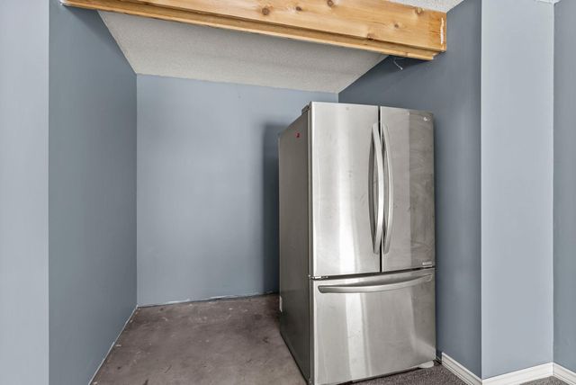 213 Summerfield Lane, Waverly, MN 55390