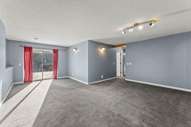 213 Summerfield Lane, Waverly, MN 55390