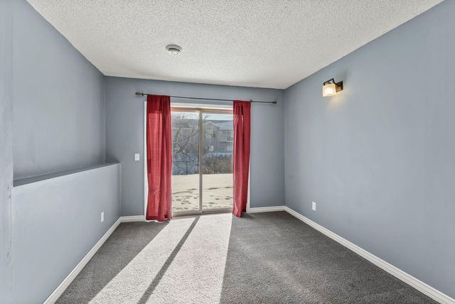 213 Summerfield Lane, Waverly, MN 55390