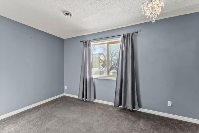 213 Summerfield Lane, Waverly, MN 55390