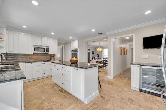 805 S SWEETWATER BOULEVARD, Longwood, FL 32779