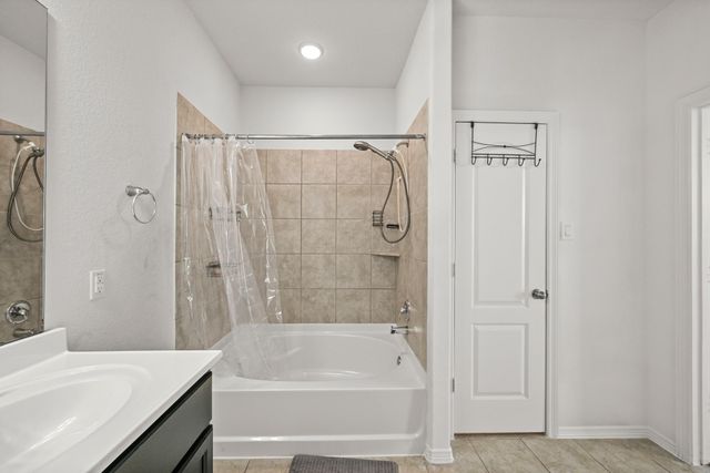 10126 Churchill Oaks Lane, Houston, TX 77044