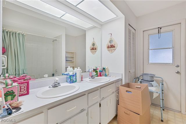 208 Danby RD, Lehigh Acres, FL 33936