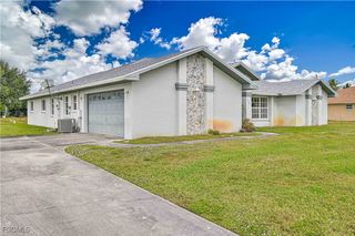 208 Danby RD, Lehigh Acres, FL 33936