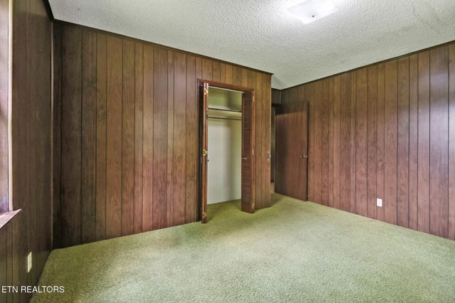 1230 Deep Draw Rd, Crossville, TN 38555