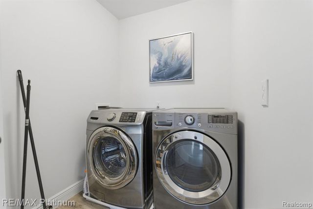 2424 Fisher Road, Howell, MI 48855