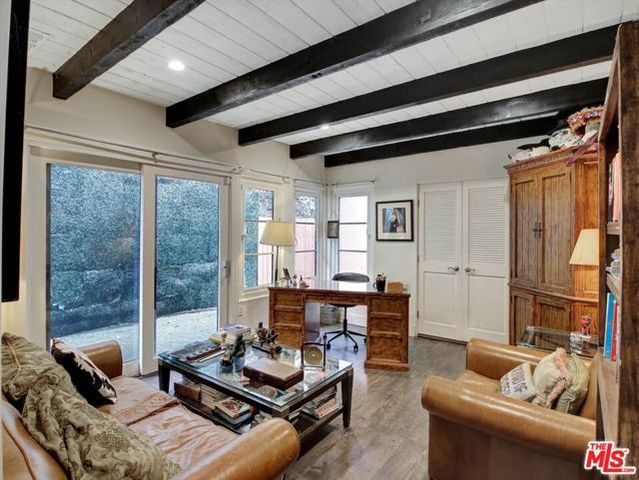 2007 Barcelona Drive, Los Angeles, CA 90046