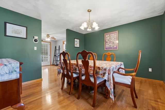 43 Calumet St, Salem, MA 01970