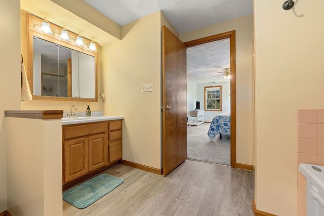 43 Calumet St, Salem, MA 01970