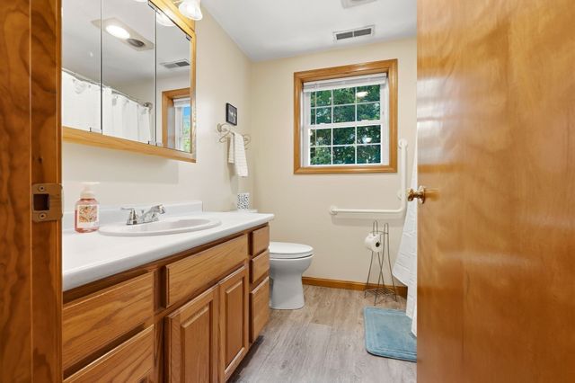 43 Calumet St, Salem, MA 01970