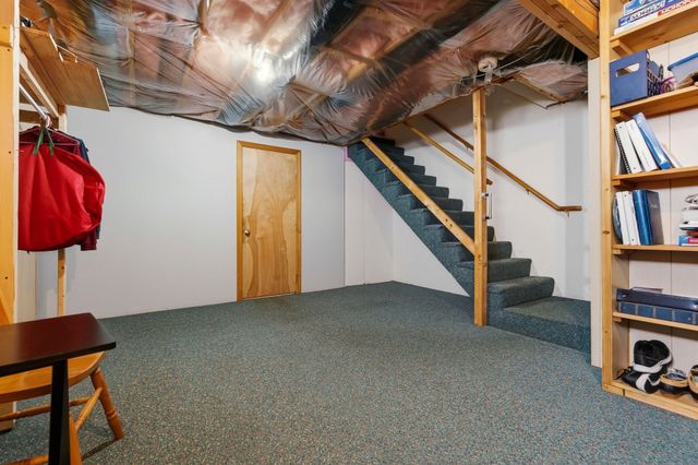 43 Calumet St, Salem, MA 01970