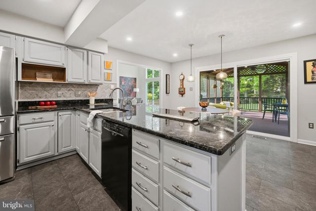 7427 OTTENBROOK TER, Rockville, MD 20855