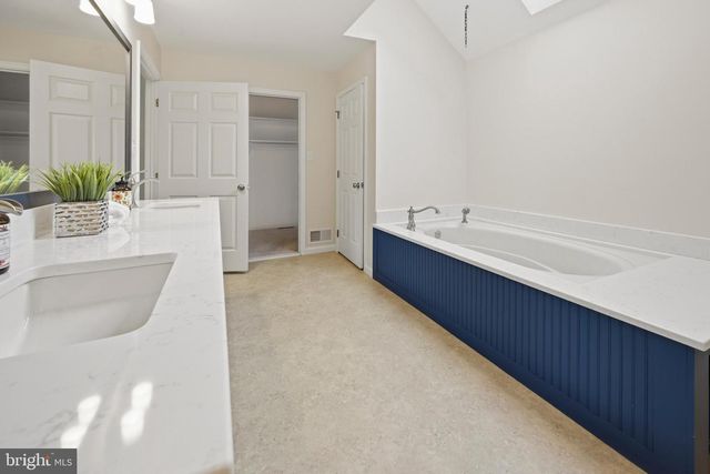 7427 OTTENBROOK TER, Rockville, MD 20855