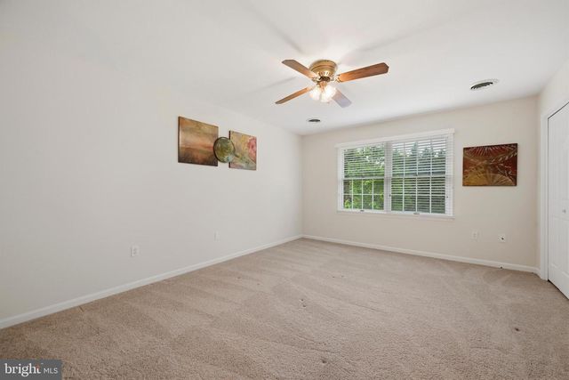 7427 OTTENBROOK TER, Rockville, MD 20855