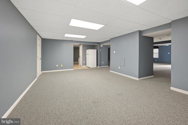 7427 OTTENBROOK TER, Rockville, MD 20855