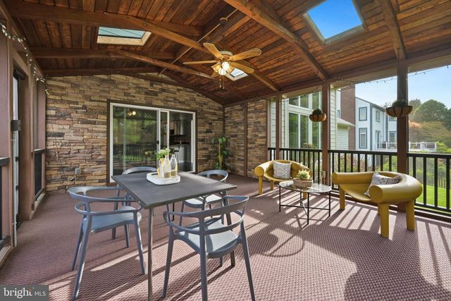 7427 OTTENBROOK TER, Rockville, MD 20855