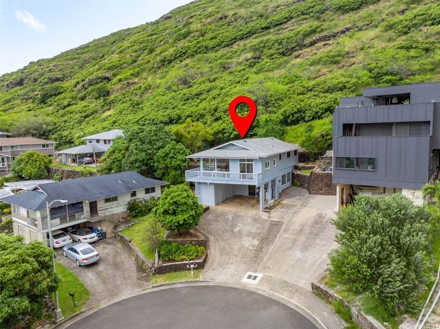 6003 Elelupe Place, Honolulu, HI 96821