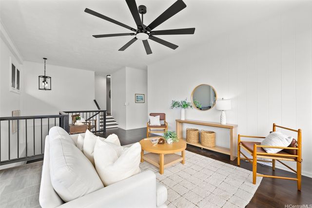 6003 Elelupe Place, Honolulu, HI 96821