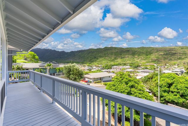 6003 Elelupe Place, Honolulu, HI 96821