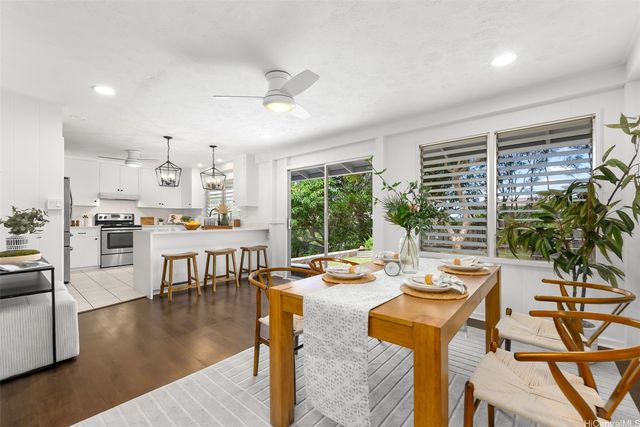 6003 Elelupe Place, Honolulu, HI 96821