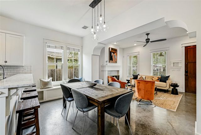 2013 Peoples ST, Austin, TX 78702