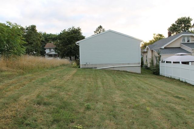 991 Nevin Street, Akron, OH 44310