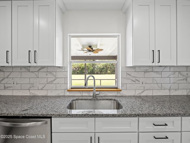 5215 Pina Vista Drive, Melbourne, FL 32934