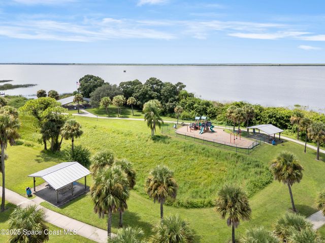 5215 Pina Vista Drive, Melbourne, FL 32934