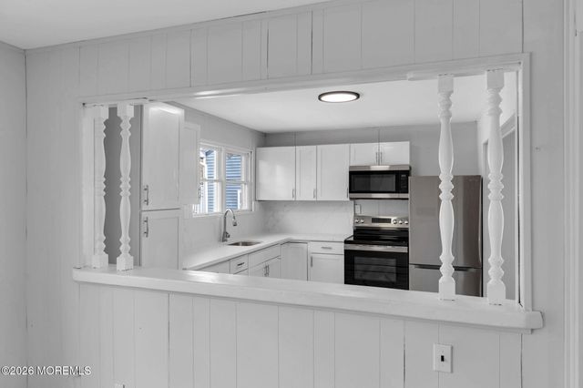 73 Maxim Road, Howell, NJ 07731