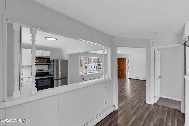 73 Maxim Road, Howell, NJ 07731