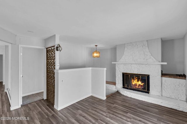 73 Maxim Road, Howell, NJ 07731